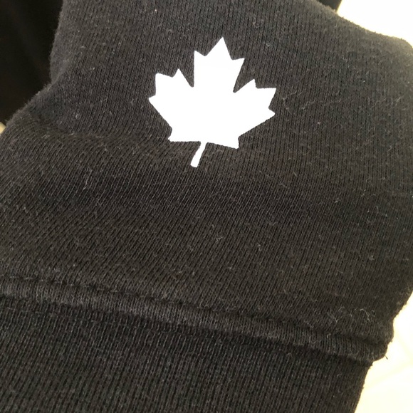 Peace Collective “Canadian Babe” Crop Sweater - Picture 2 of 5